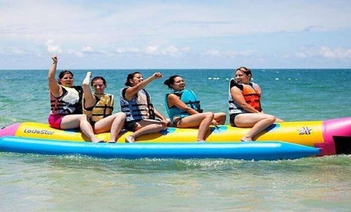 Pattaya: Koh Larn Speed boat+Sea walker+Parasailing+Banana boat+Snorkelling+lunch