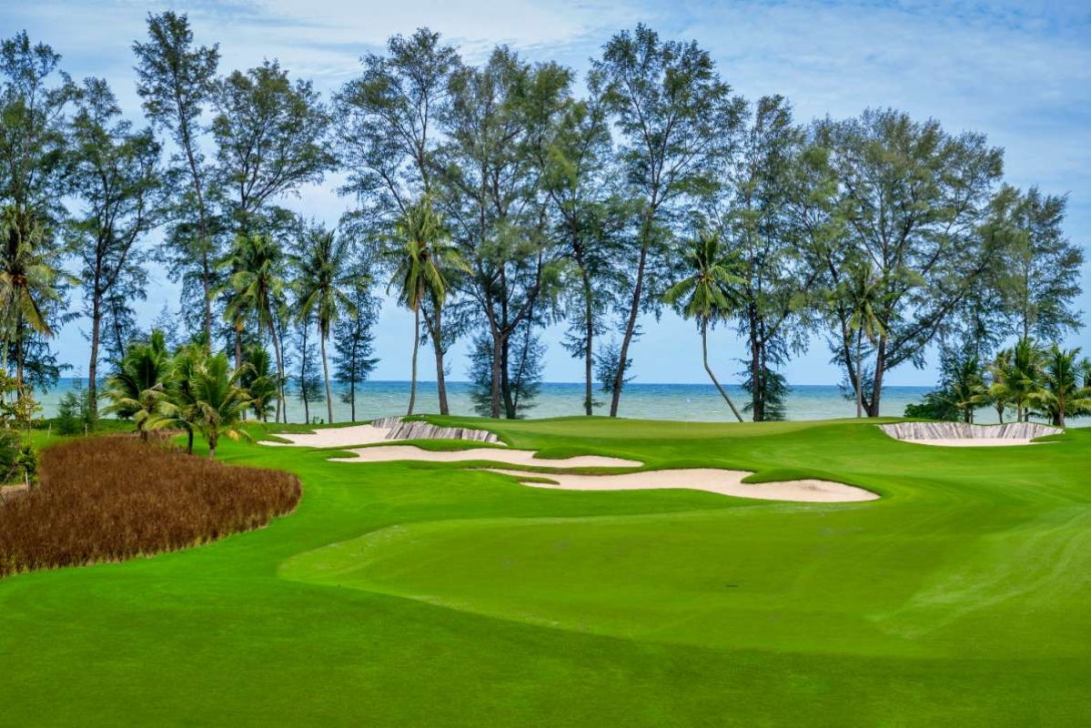 Golf Package : 11D10N Bangkok - Chiang Mai - Phuket