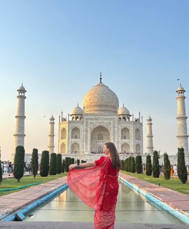 Same Day Taj Mahal Tour from Hyderabad – Private Agra Trip by Flight