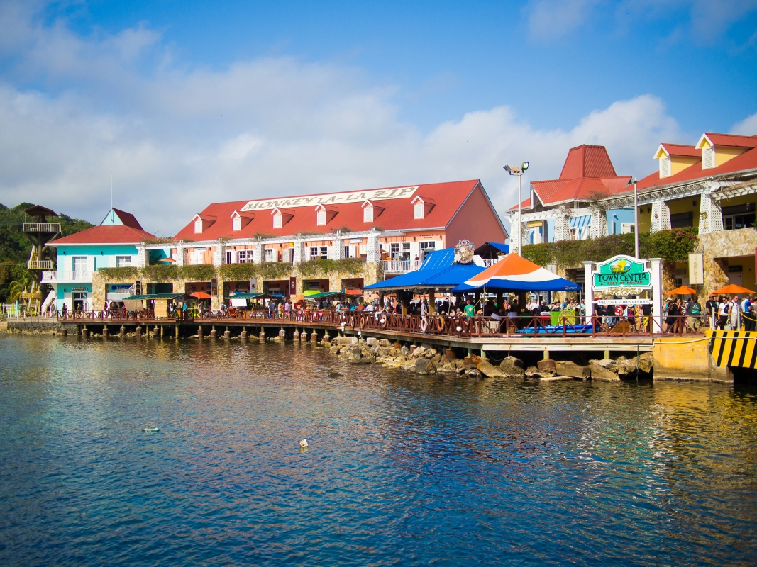 7 days Honduras Caribbean Deluxe: Islands, Jungle, and Unique Experiences
