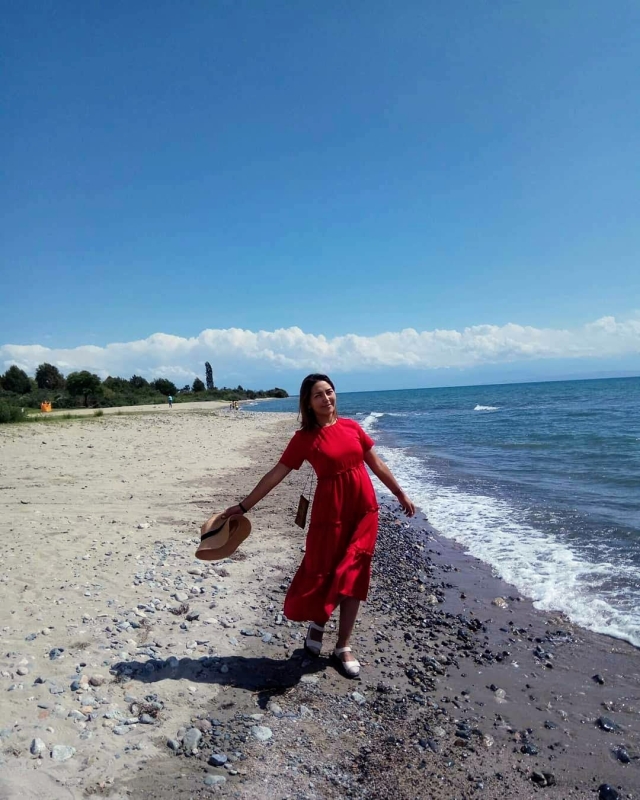 7-Day Spring Tour in Kyrgyzstan