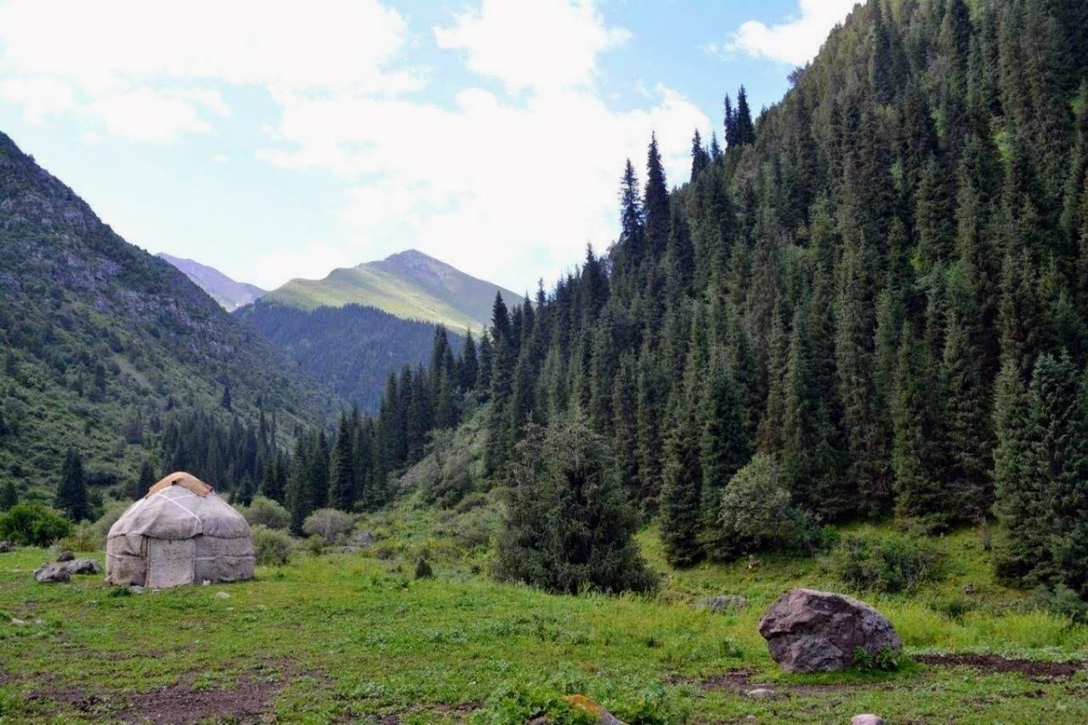 8-Day Almaty & Kyrgyzstan Adventure Tour