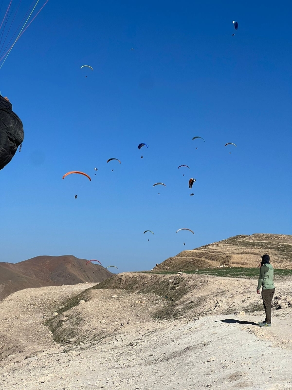 Paragliding + Camel Tour in Agafay: 1-Hour Desert Adventure