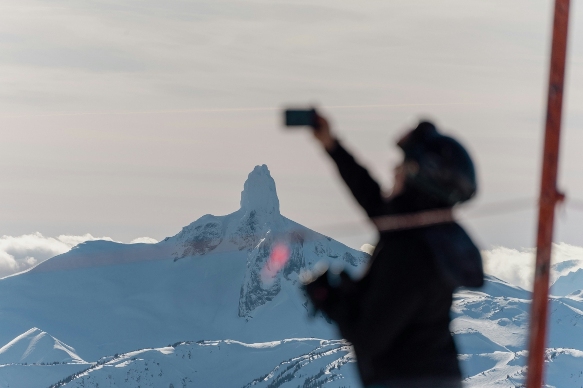 Canadian Rockies Luxury Coach Tour 8 Days 7 Nights | Guaranteed Departures