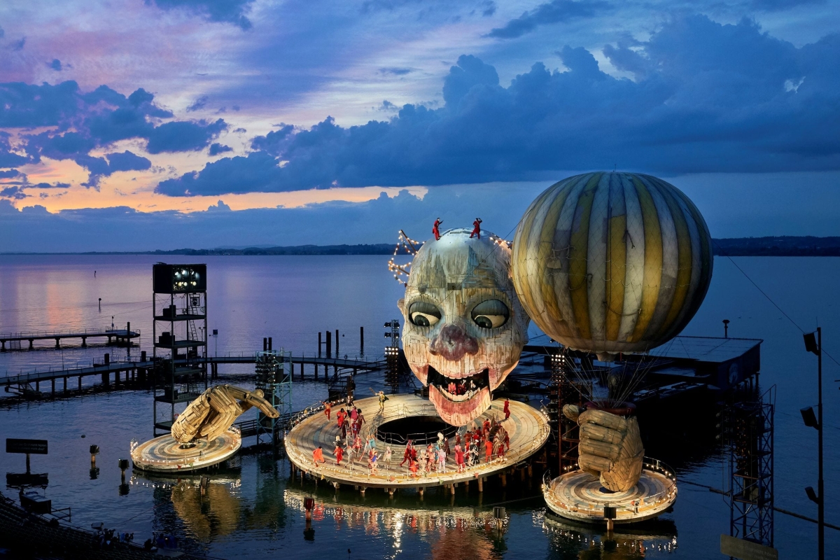 Bregenz-Festival-(1)-high.jpg