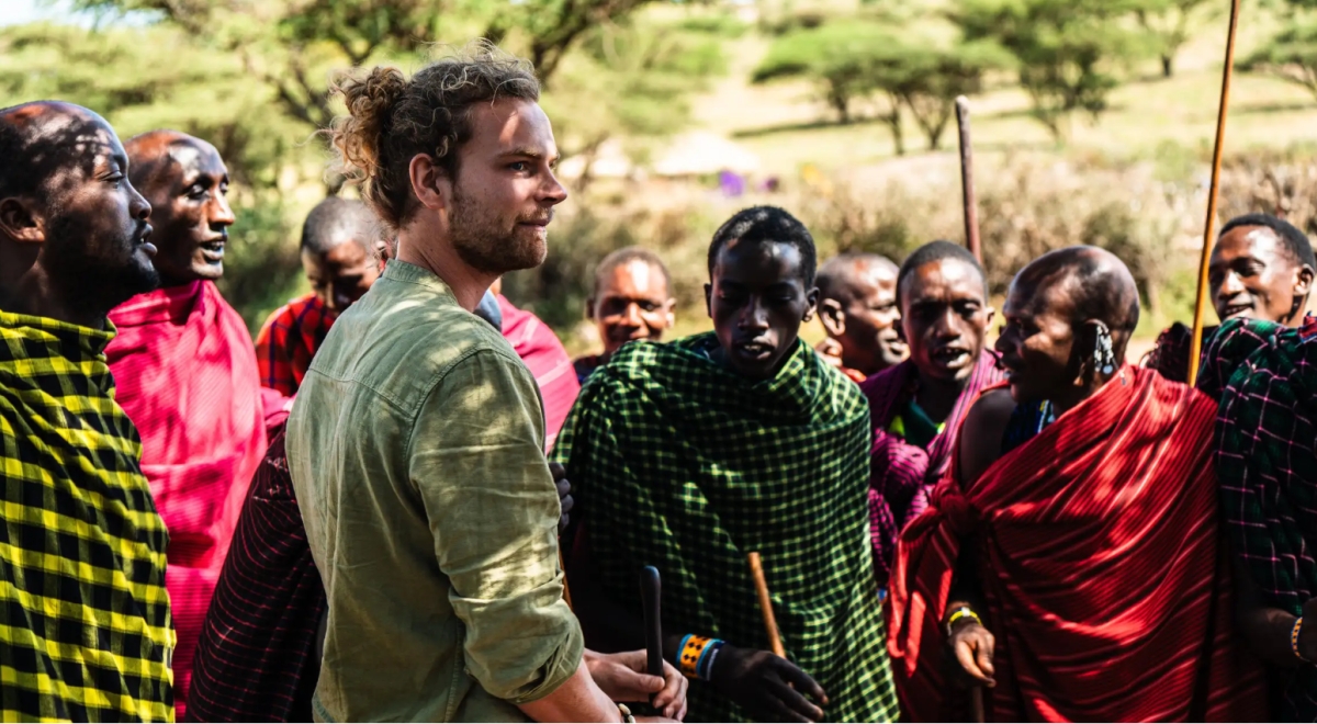 Zanzibar Discovery Tour: Maasai Culture & Nungwi Turtle
