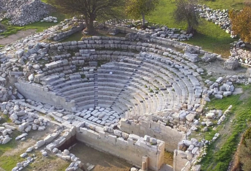 Daily Teos Ancient City & Sigacik Tour From Cesme