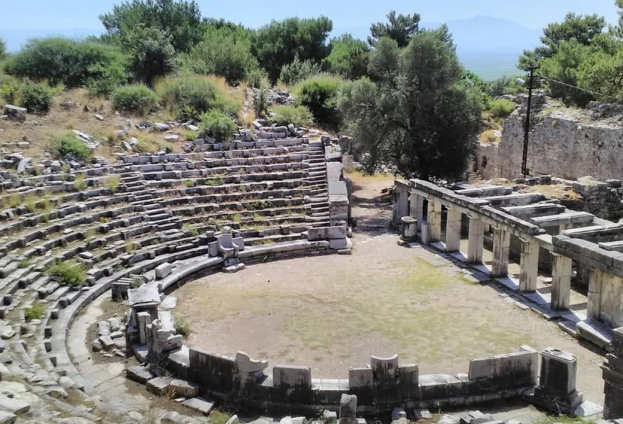 Daily Priene, Miletus, Didyma Tour from Izmir