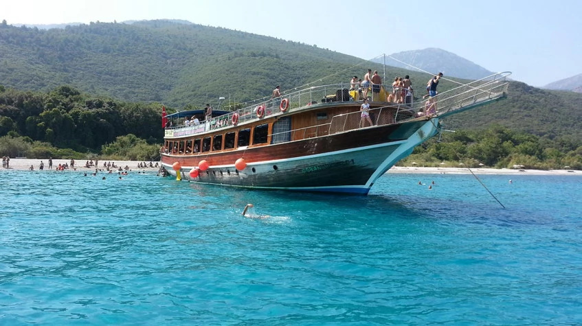 Daily Cesme Boat Trip from Izmir