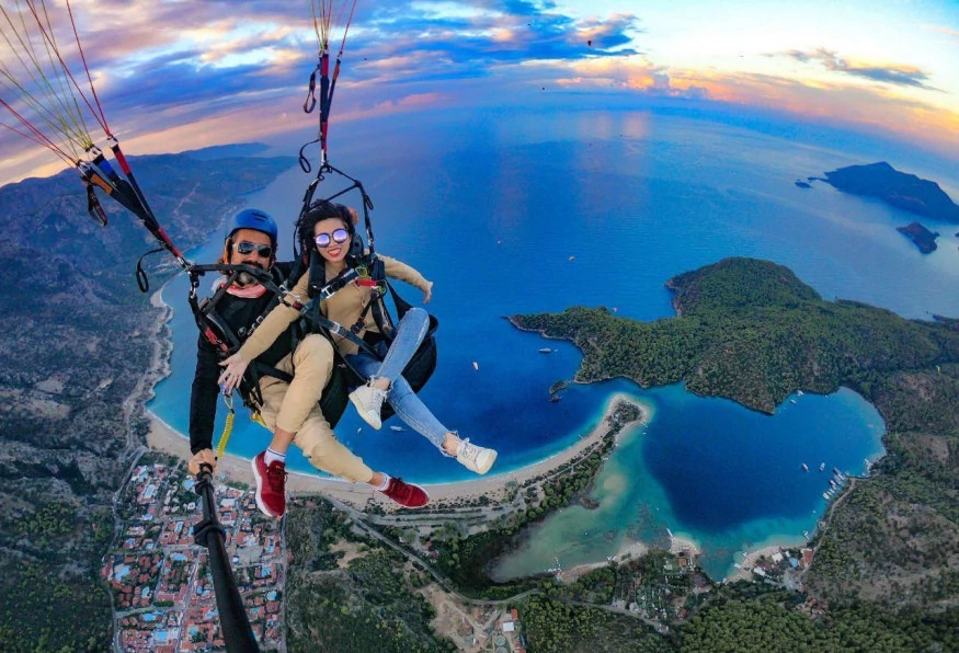 Daily Oludeniz Tandem Paragliding Tour