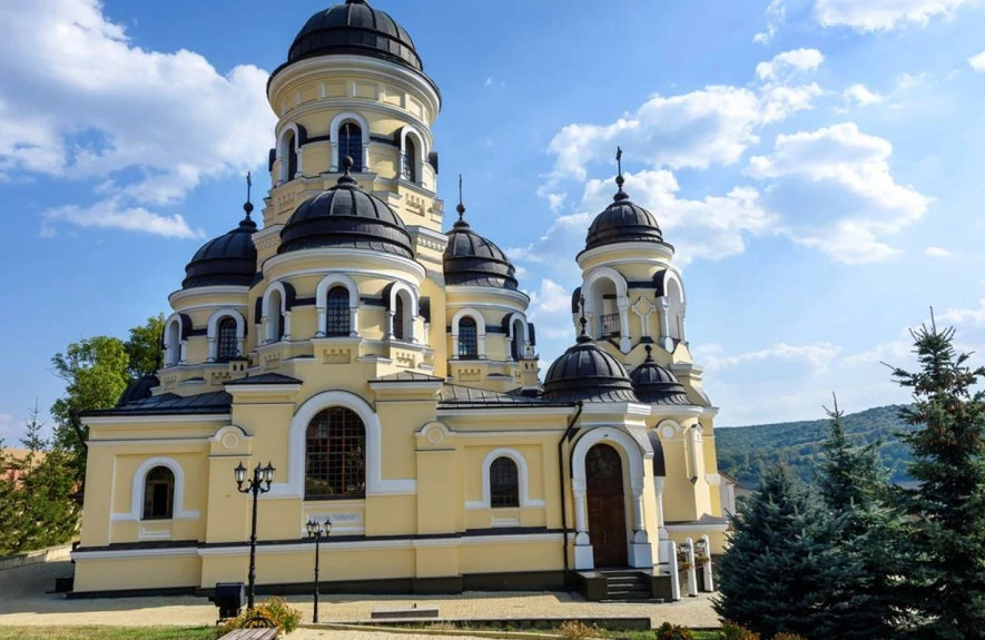 All Inclusive Moldova Wine Tour 5 Days