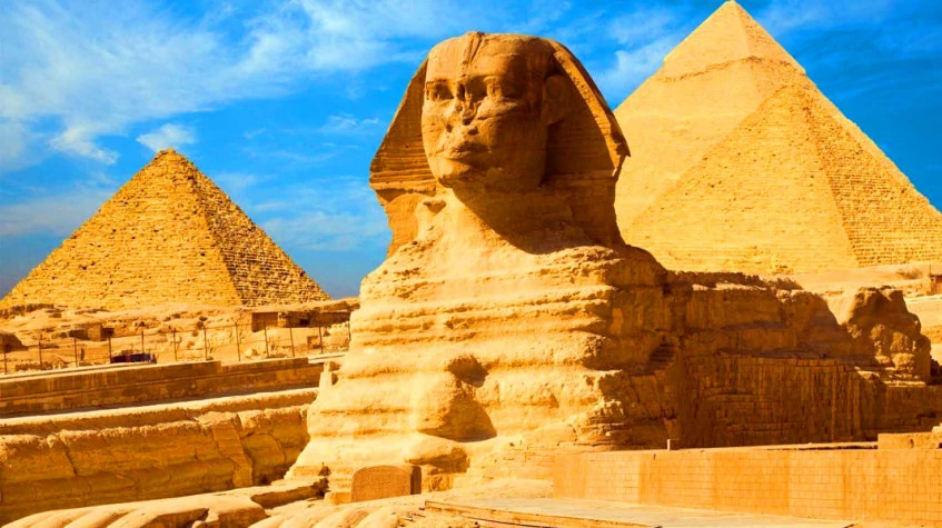 Half Day Tour to Giza Pyramids and Sphinx