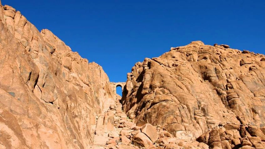 Sharm El Sheik Vacation With Mount Sinai Tour