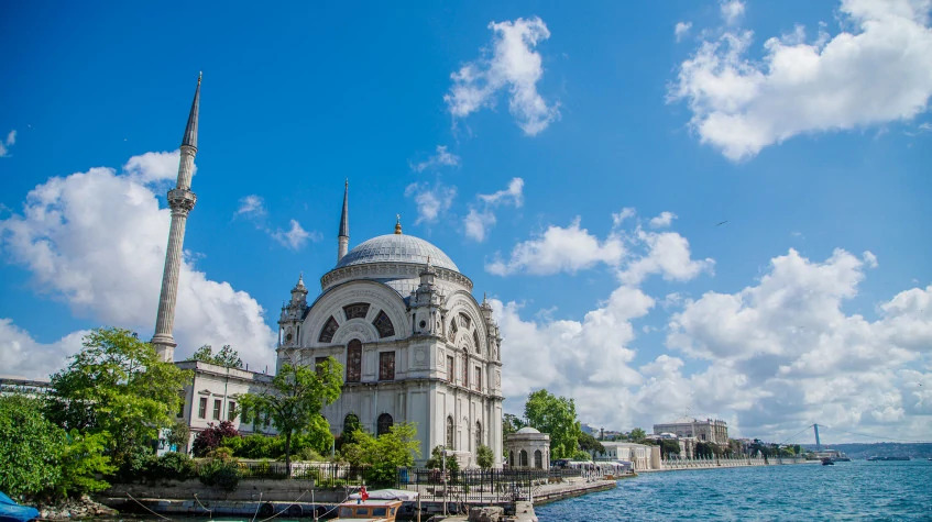 3 Days Deluxe Istanbul Tour With Raffles Hotel