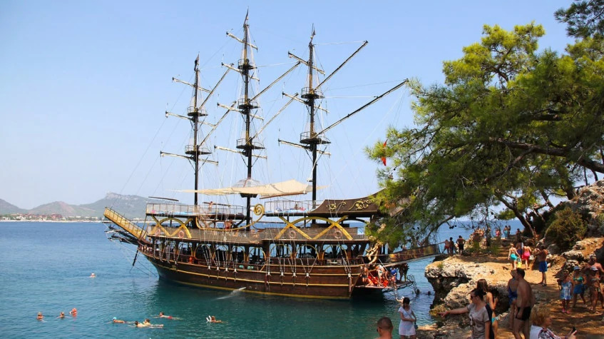 Daily Kemer Boat Tour from Belek