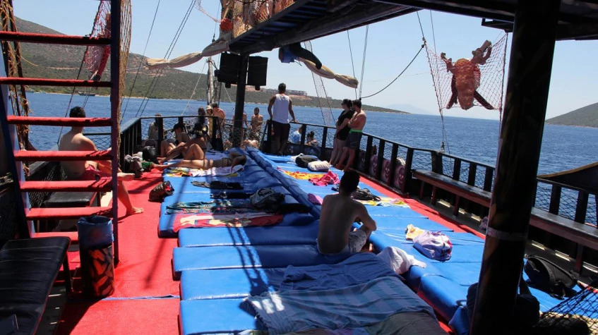 Daily Bodrum Chilling Boat Cruise Tour