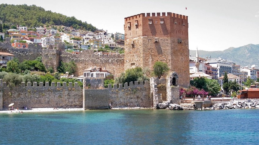 Daily Alanya Boat Yacht Tour Departing from Alanya