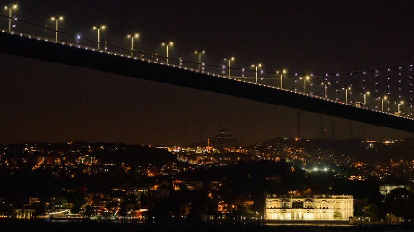 Istanbul Bosphorus Dinner Cruise & Turkish Night Show