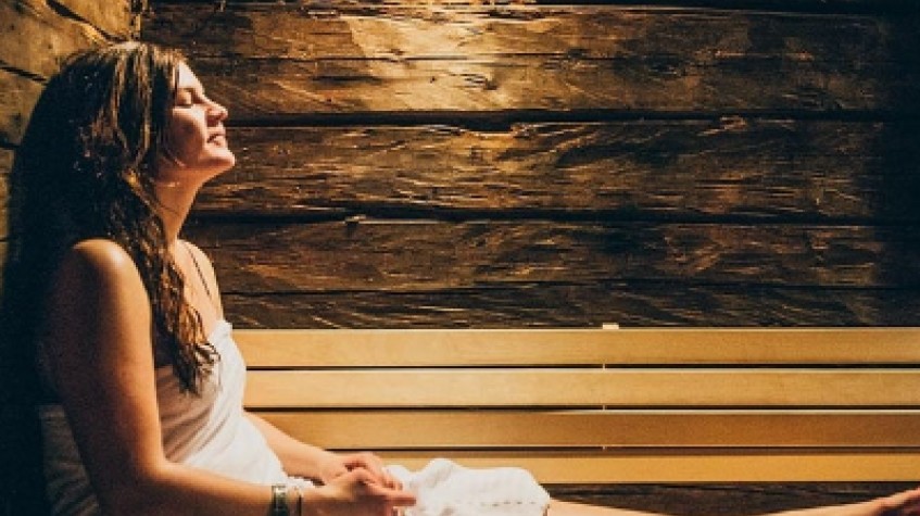 Private Lakeside Sauna Experience With Northern Lights