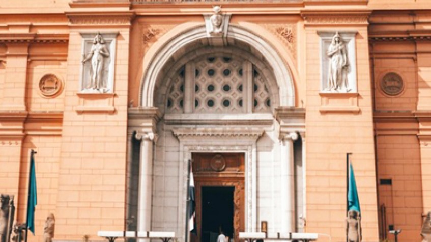 Cairo: Pyramids, Egyptian Museum & Khan Khalili Private Tour