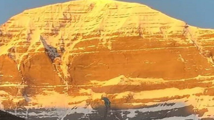 Mount Kailash Tour - Drive in Drive Out - 10 Days