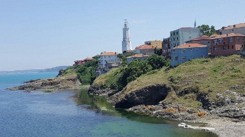 European Side Coast Tour of Garipce Village, Rumeli Fortress and Balat