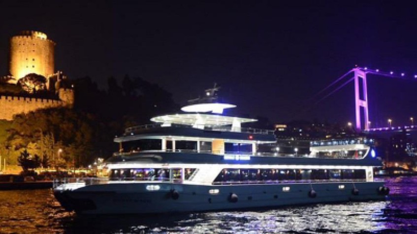 2025 New Year's Eve Istanbul Dinner Cruise