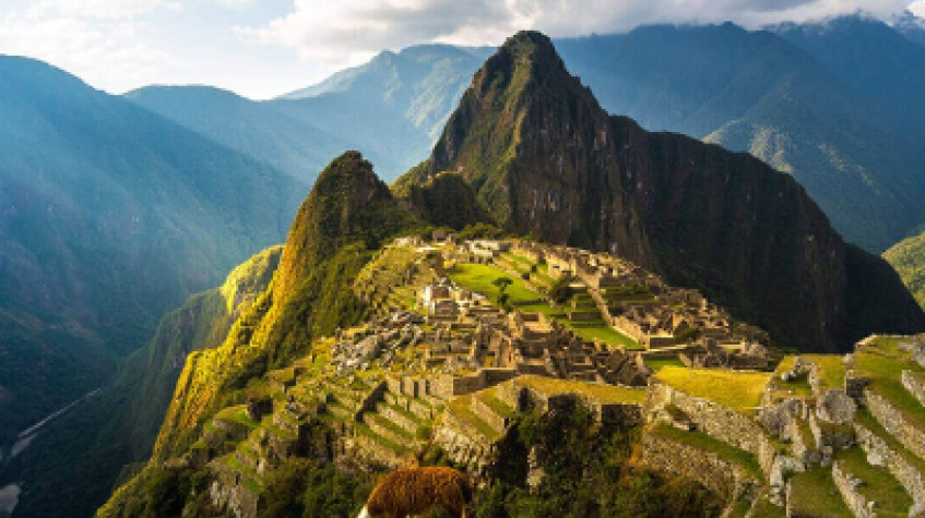 Cusco Magic 4Days (City Tour Cusco, Sacred Valley, Machu Picchu)